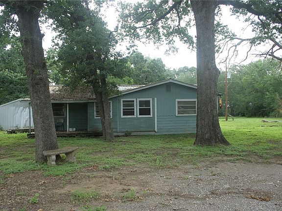 3rd image of 634 S Mount Mariah Rd