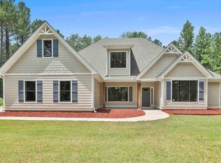 242 Roberts Pond Rd, Senoia, GA 30276