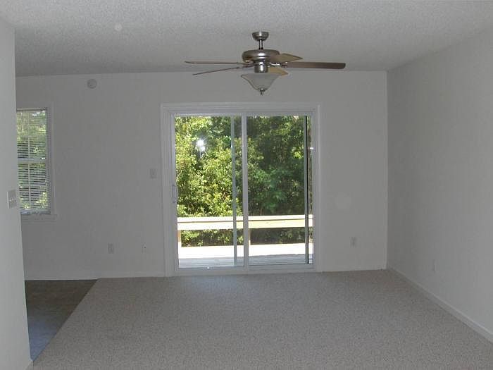2nd image of 2904 Mandy Ln