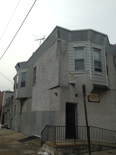 2nd image of 32XX Memphis St