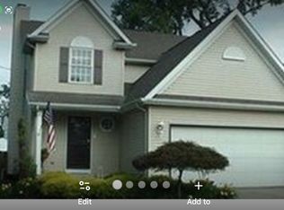29008 Uxbridge Dr, Willowick, OH 44095