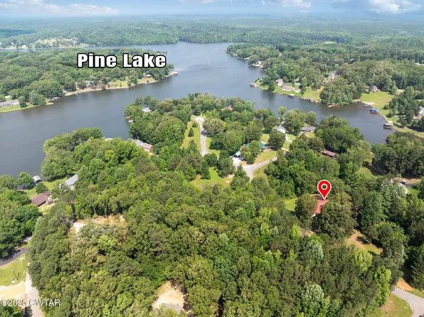 900 Pine Ridge Rd, Lexington, TN 38351