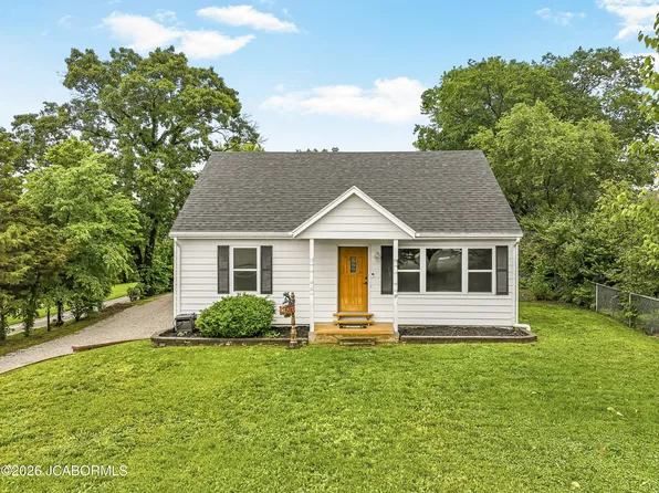 5703 Falcon Ln, Jefferson City, MO 65101