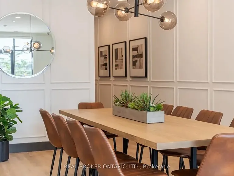 1882 Gordon St #410 — Photo 10