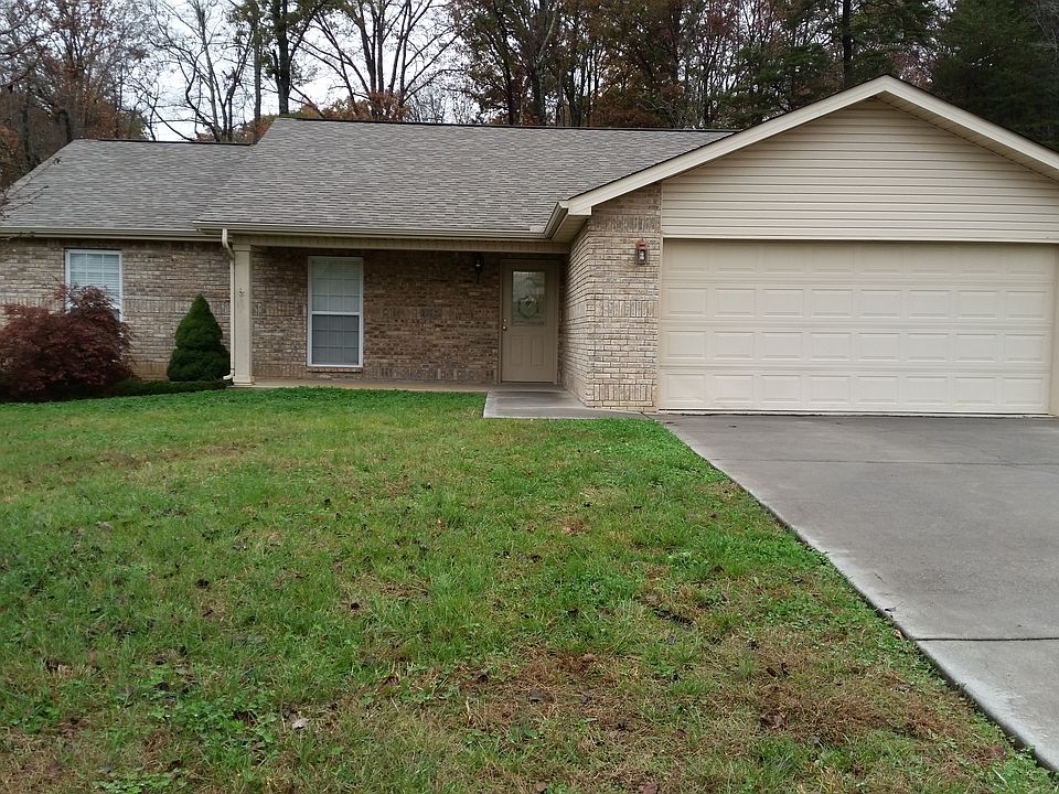 3032 Country Meadows