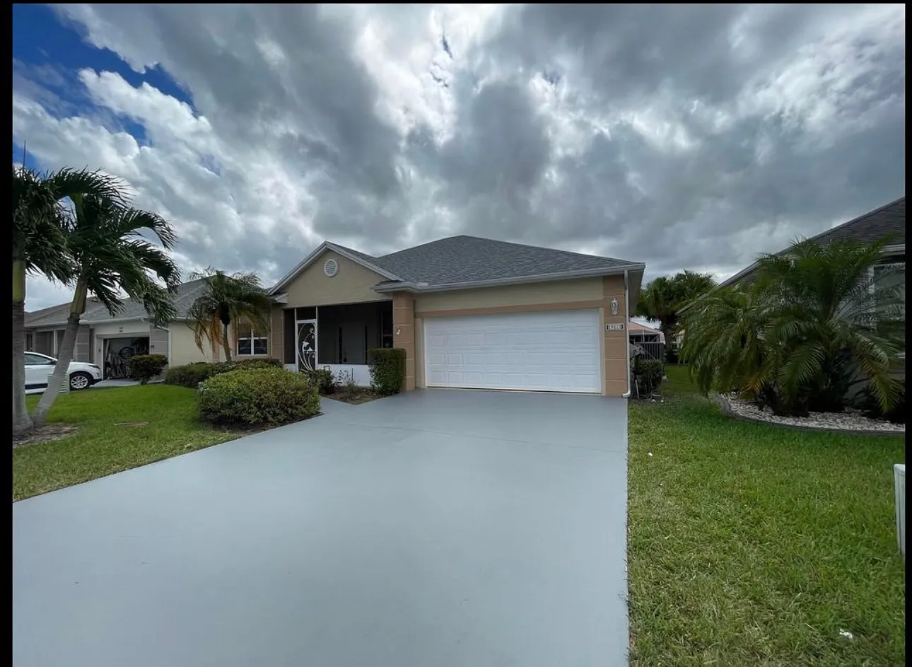 981 NW Tuscany Dr — Photo 1