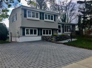 11 Edward Ave, Old Bridge, NJ 08857