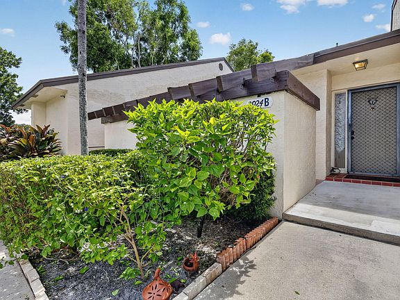 2nd image of 3924 San Anselmo Drive #B