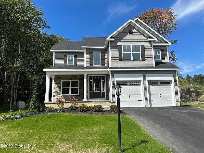 2nd image of 6 Pine Hollow Drive