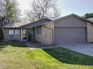 2507 N Garrison Pl, Tulsa, OK 74106