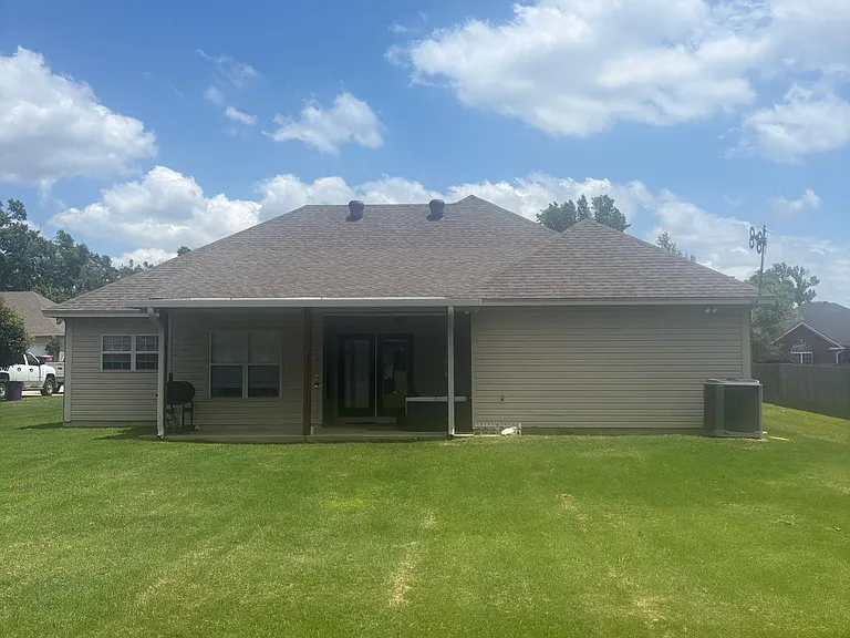 105 Curry Creek Dr — Photo 6