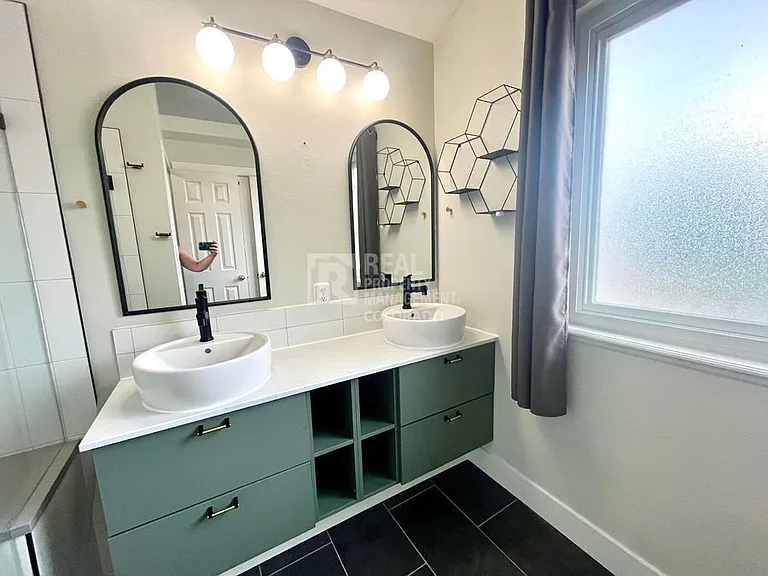 2675 Landsdown Pl — Photo 20