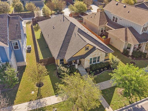 3rd image of 8721 Sikes Way