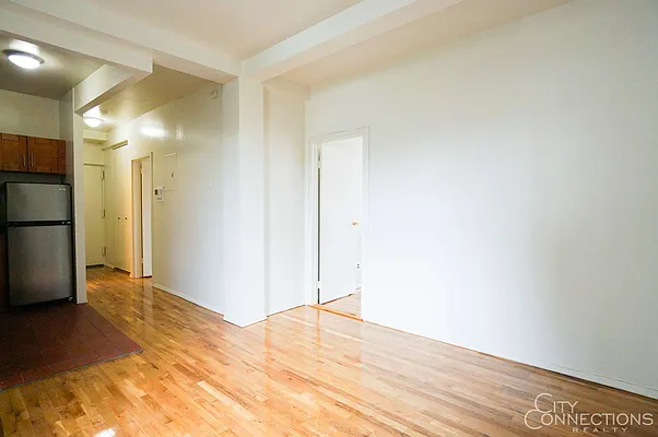 Rented by City Connections Realty | media 23