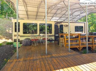 1768 Joe Shoemaker Rd, Vilas, NC 28692