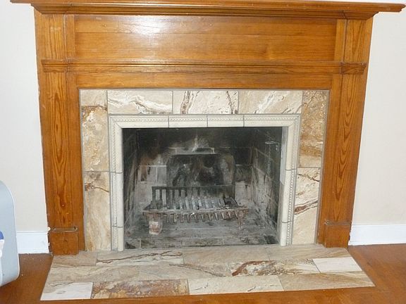Tavertine stone surround
