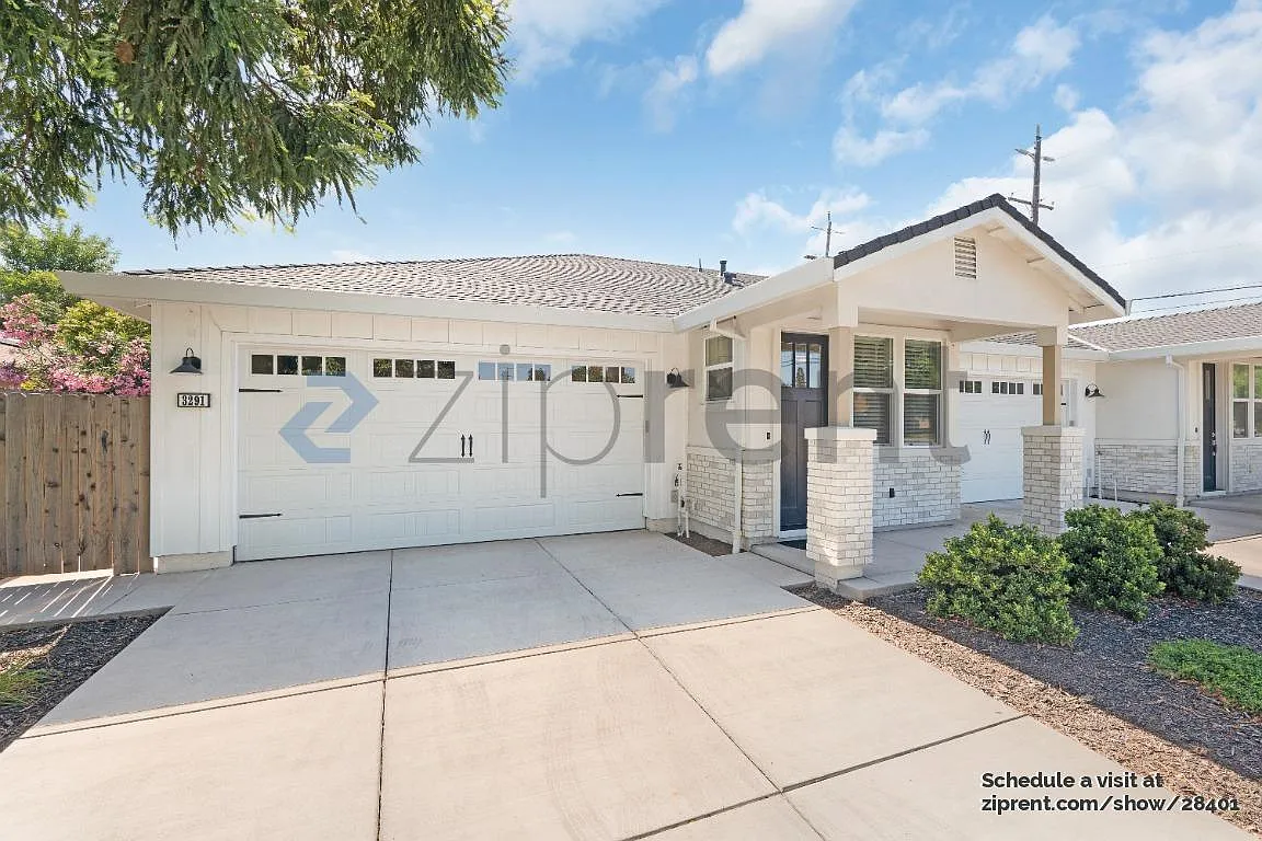3 bed, 1250 sqft, $2,750 — Photo 1