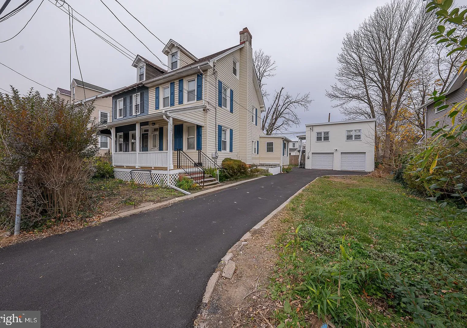3 bed, 1.5 bath, 1548 sqft, $3,000 — Photo 1