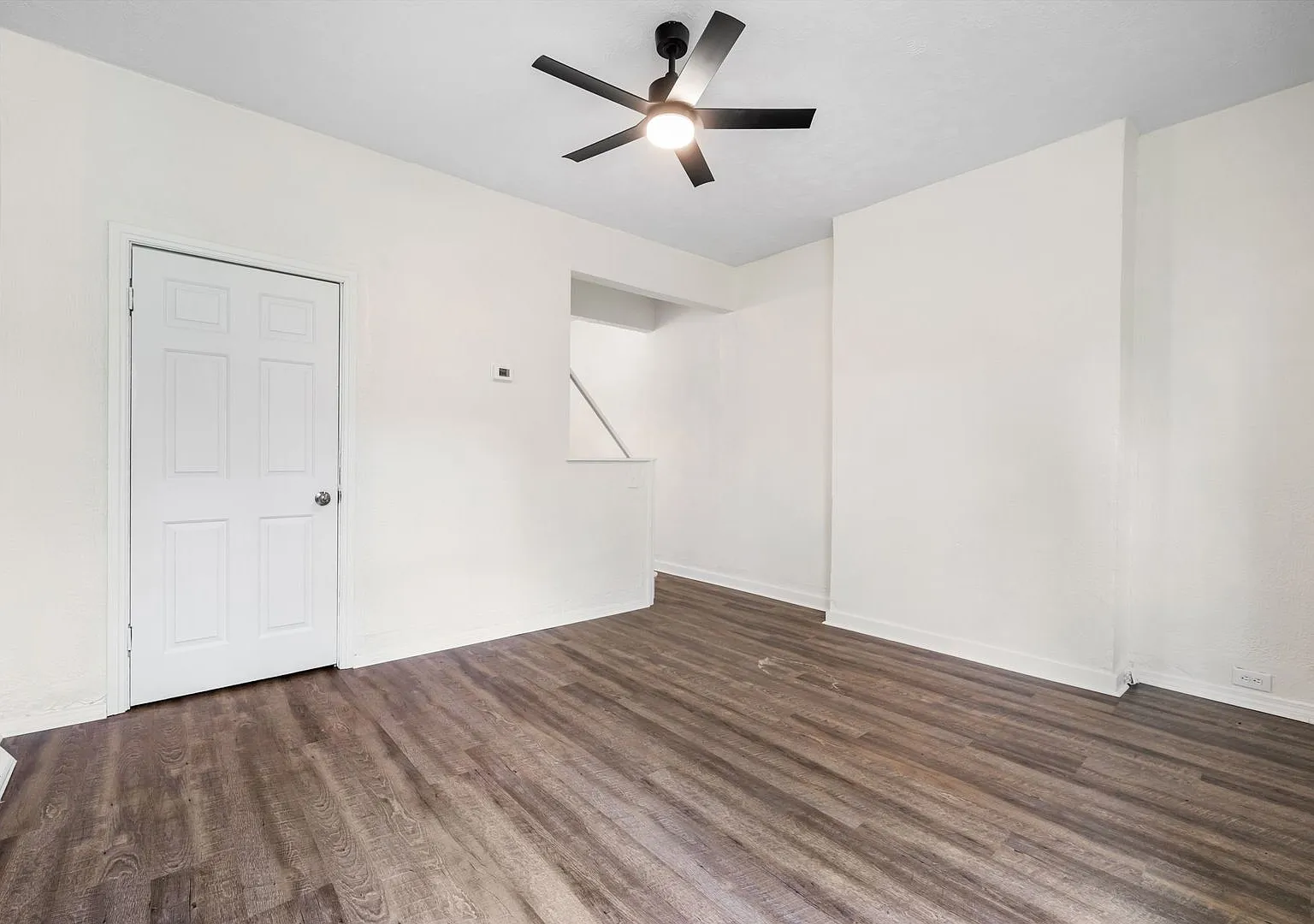 3 bed 1 bath - updated, washer/dryer, central air — Photo 4