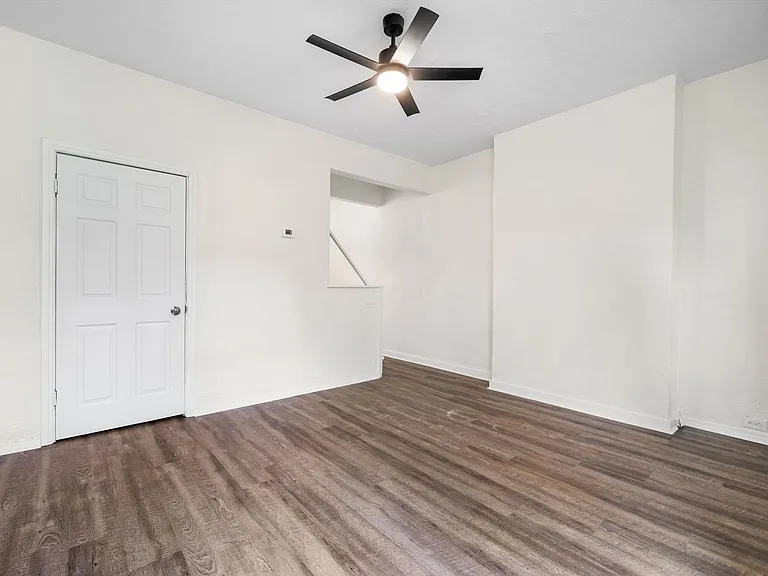 12 Edith Pl — Photo 4