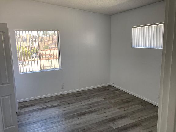 4th image of 65 La Verne Ave