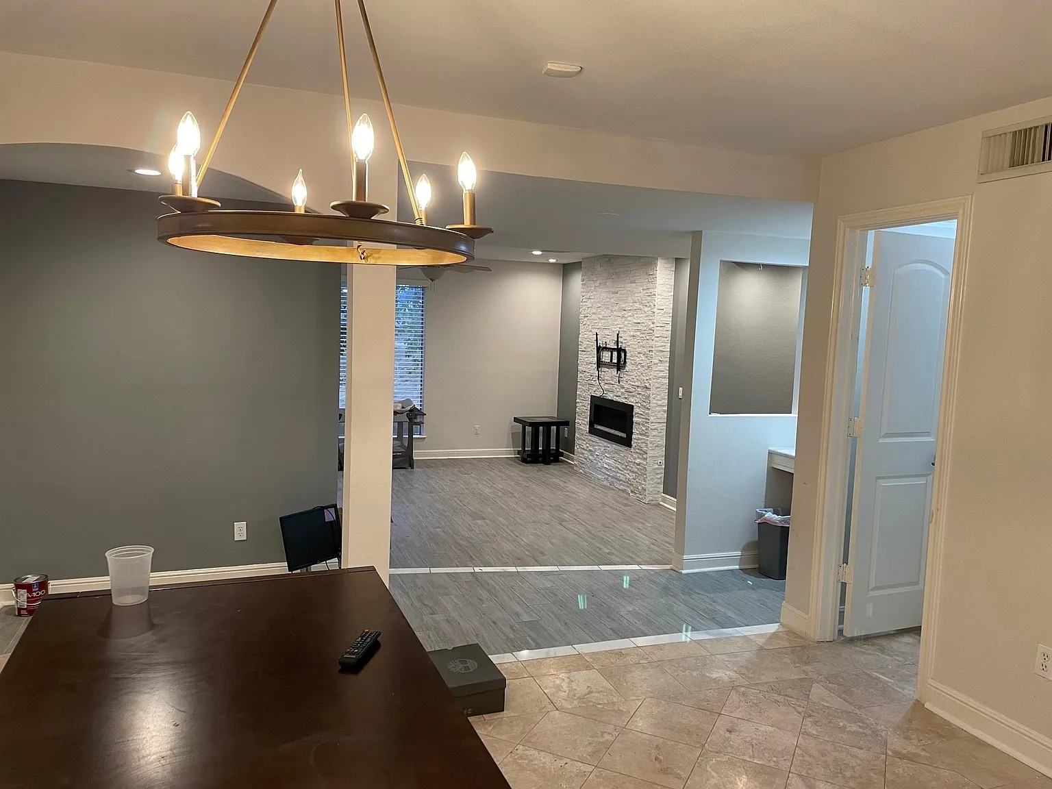 2 bed, 3.5 bath, 2600 sqft, $2,850 — Photo 3