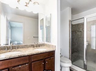 21753 Harroun Ter, Ashburn, VA 20147