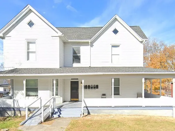 210 W Locust St, Johnson City, TN 37604