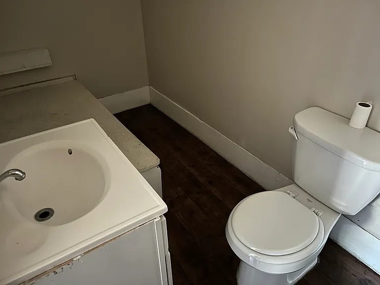 1801 W 26th St #1 — Photo 2