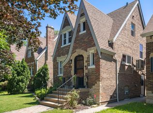 1805 Wesley Ave, Berwyn, IL 60402