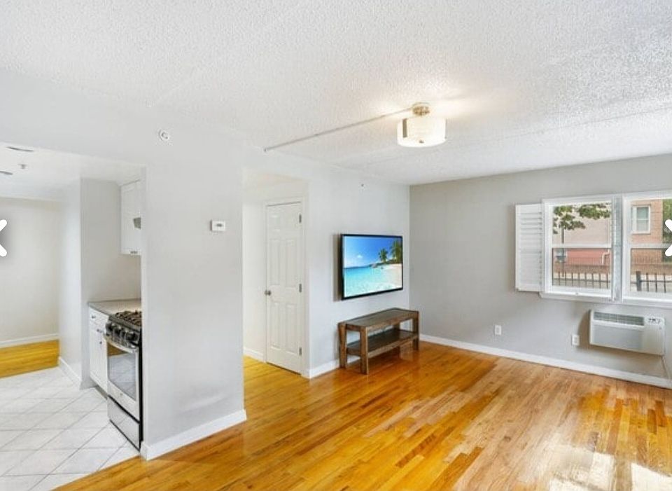 1st image of 6902 Narrows Ave #1