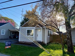 1593 20th St SE #1, Salem, OR 97302