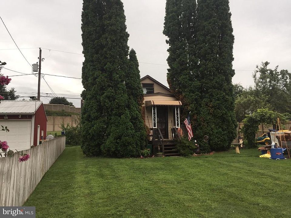 1st image of 2210 Lincoln Ave