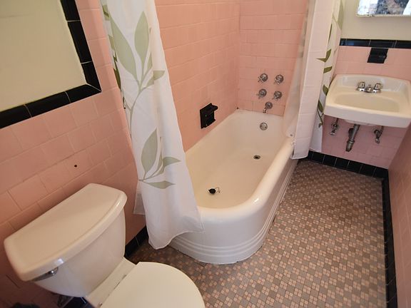 5th image of 2 Ware St APT 310