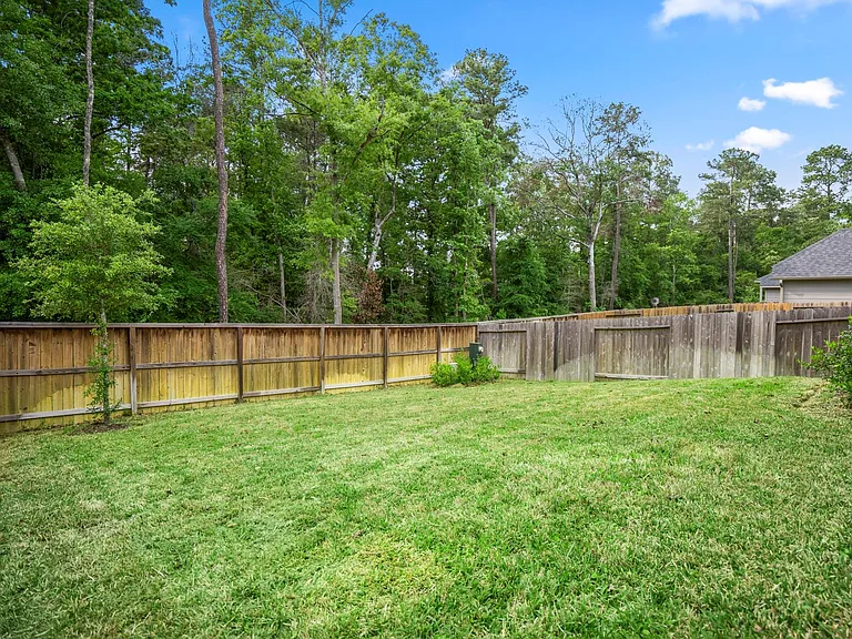 334 Topper Pines Dr — Photo 37