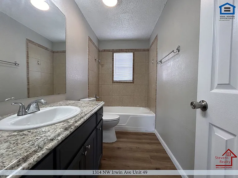Bella Vista — Photo 127