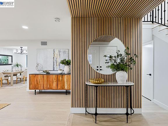 4th image of 74 Hazelnut Ct