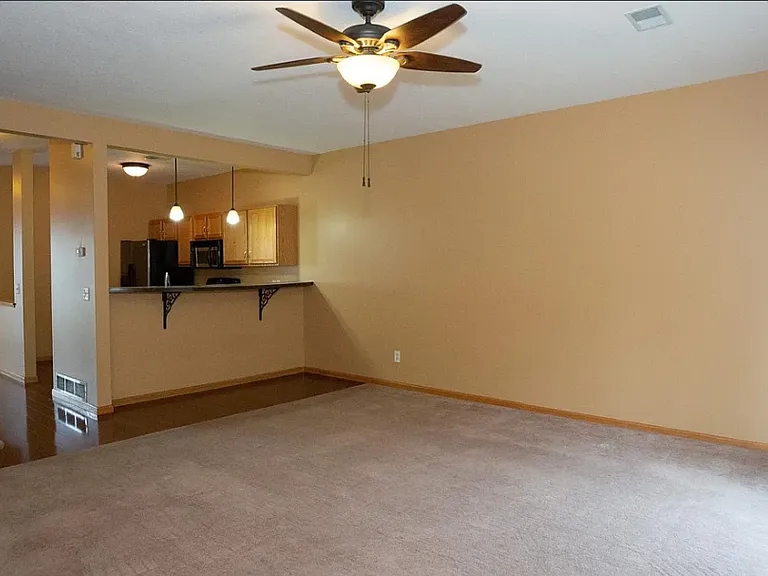 2408 Cotton Ln — Photo 1