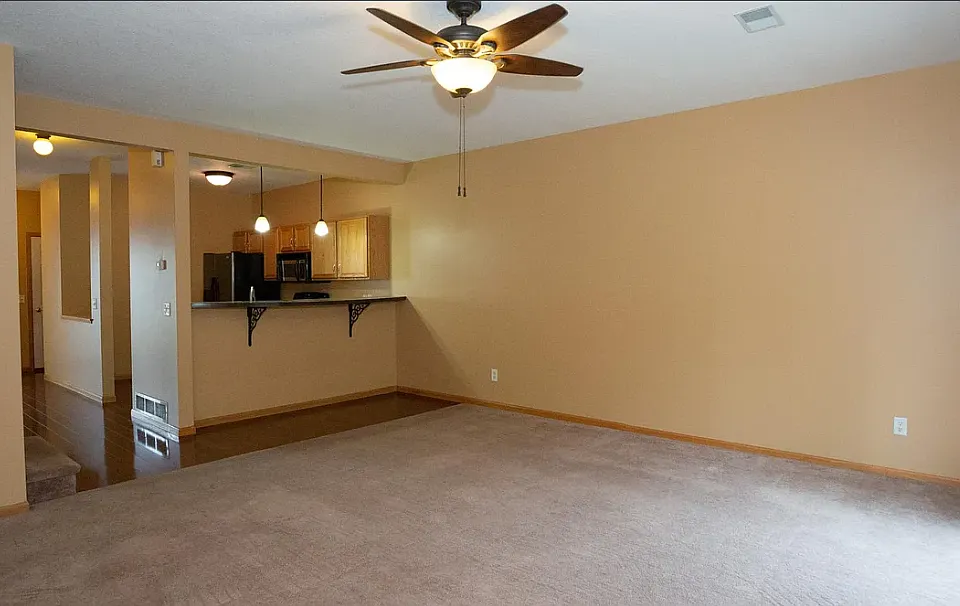 2408 Cotton Ln
