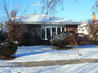 410 Sunnyside Ave, Itasca, IL 60143