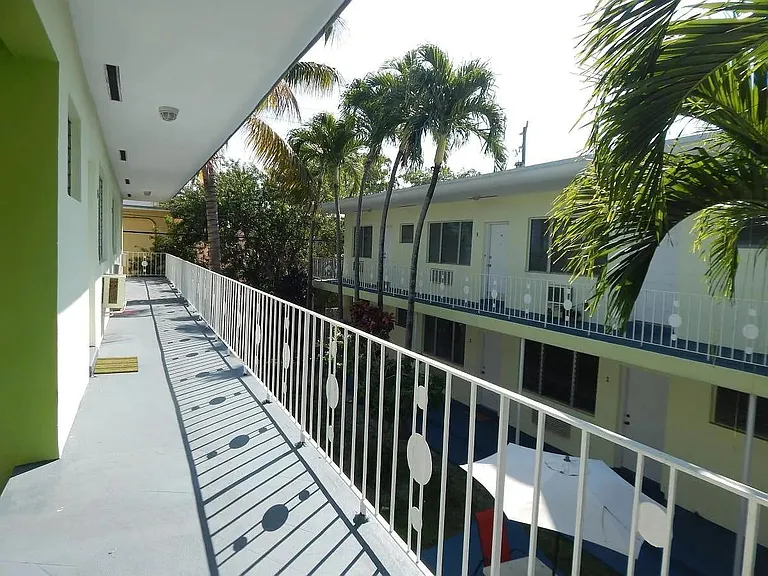 1200 Marseille Dr — Photo 3