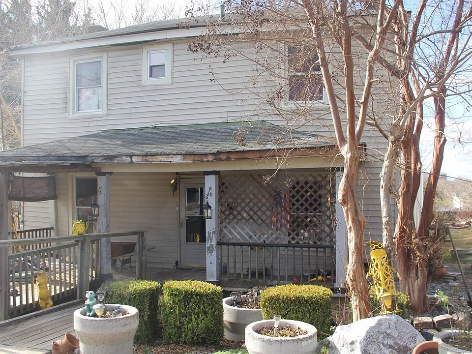 1st image of 417 Wise St