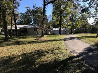 7817 Forest Hills Dr, Montgomery, TX 77316