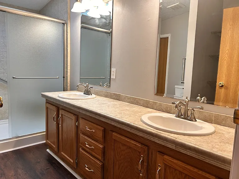 5024 Shamrock Way — Photo 9