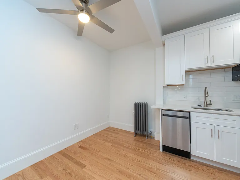 89 Park Dr #6 — Photo 6