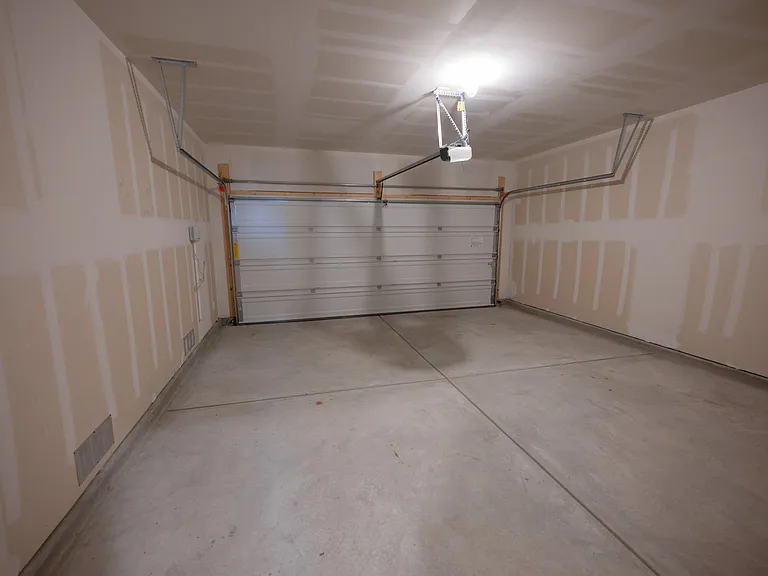 7531 Fishbowl Ln — Photo 24