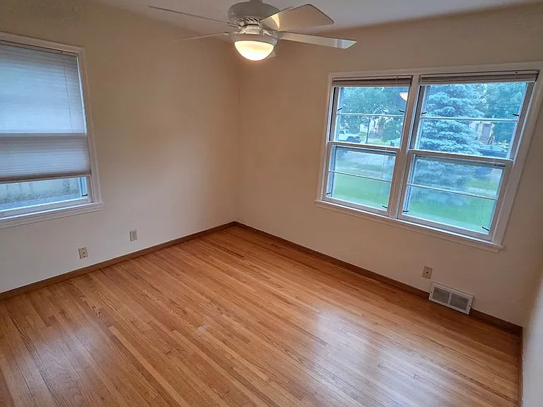 4412 Portland Ave — Photo 7