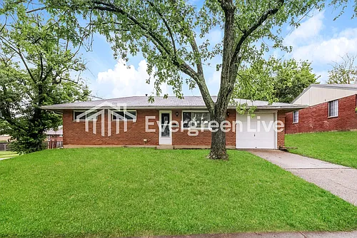 6301 Holbrook Dr Photo 1