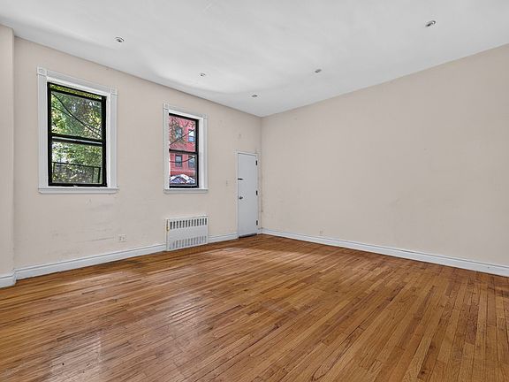 4th image of 228 E 84th St APT 1D
