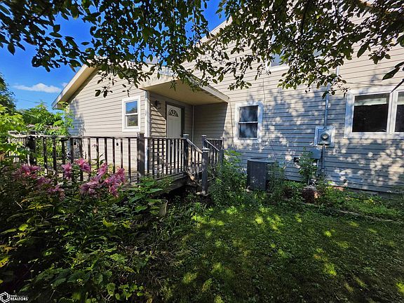 2nd image of 106 Spring St